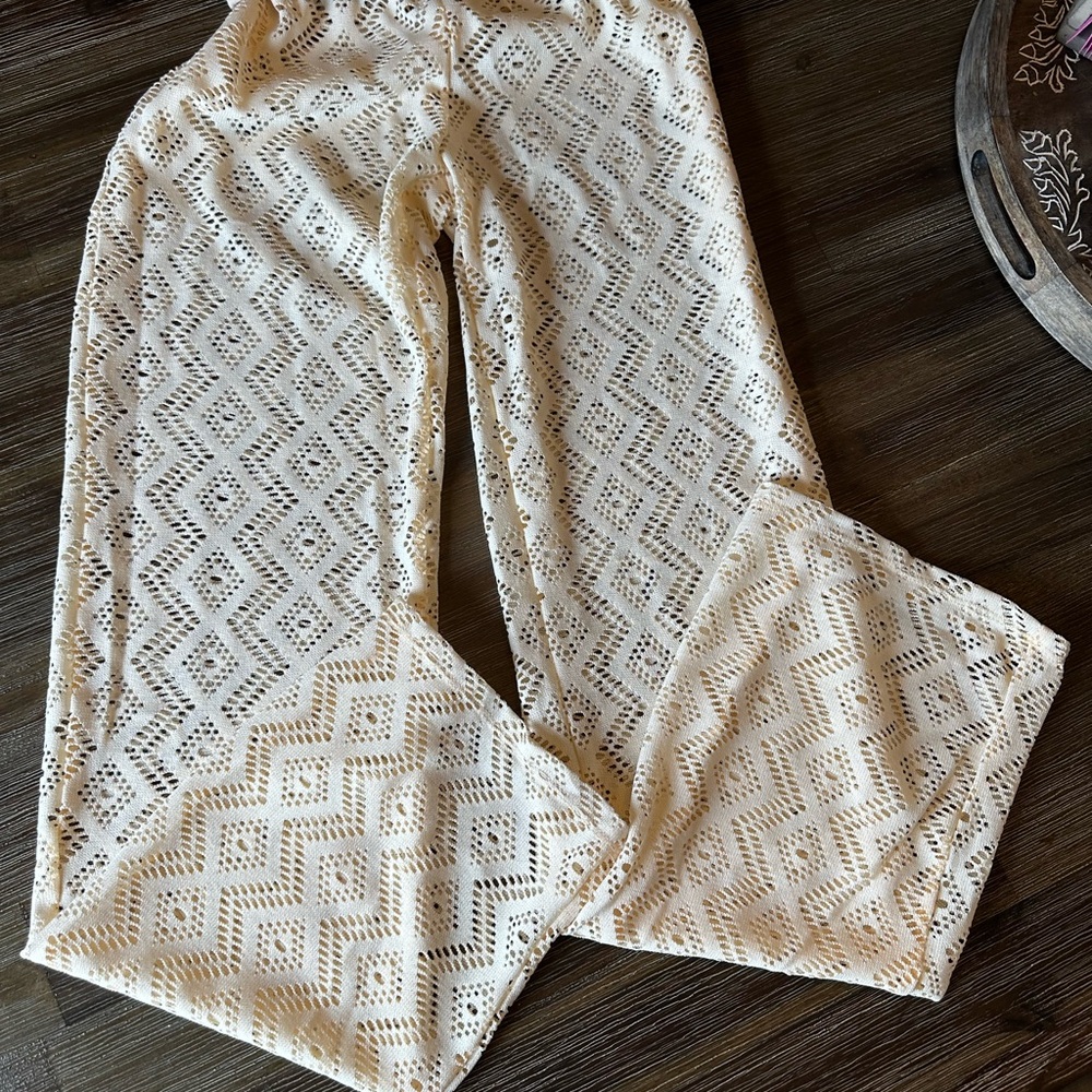 Cream Lace Patterned Pants
